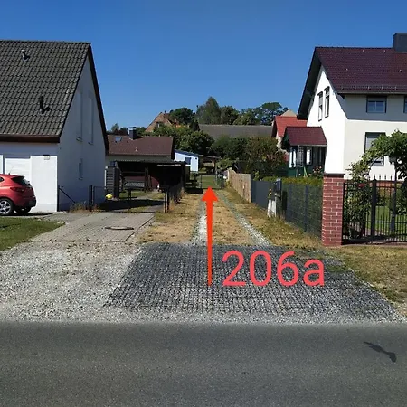 Gaestehaus Mit 3 Separaten Schlafbereichen, Terrasse Und Carport Velten Exterior photo